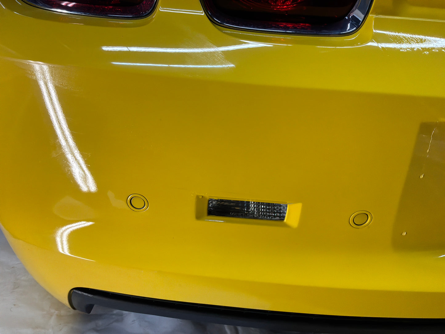 Complete rear bumper - Day's Parts Yard