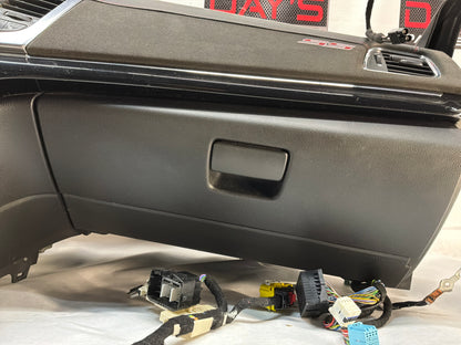 Dash and center console - Day's Parts Yard
