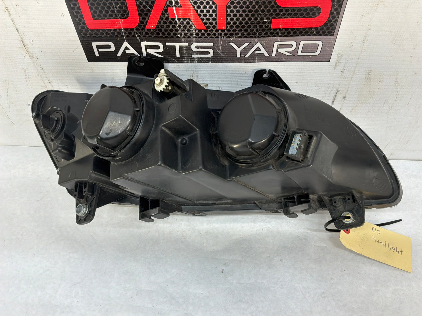 2008 Pontiac G8 GT LH Driver Headlights Head Light Lamps OEM