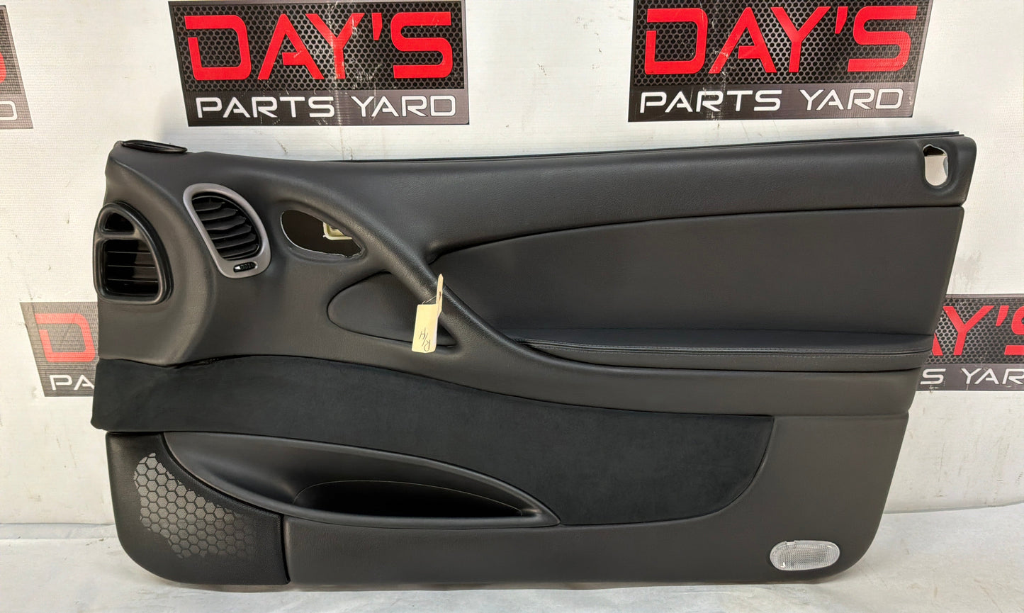 2004 Pontiac GTO RH Passenger Front Interior Door Panel OEM