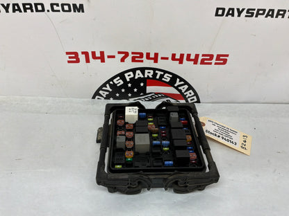 2014 Chevy SS Sedan Engine Bay Fuse Relay Wiring Wire Harness Junction Box Block OEM