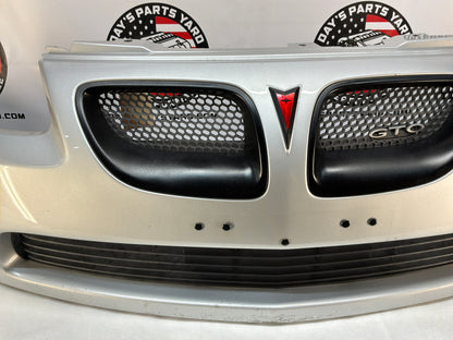 2005 Pontiac GTO Front Bumper Cover Fascia Silver OEM