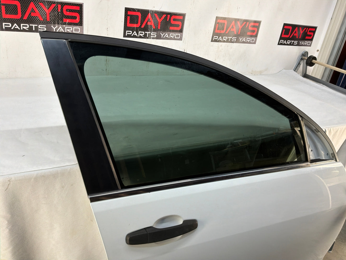 Front rh door - Day's Parts Yard
