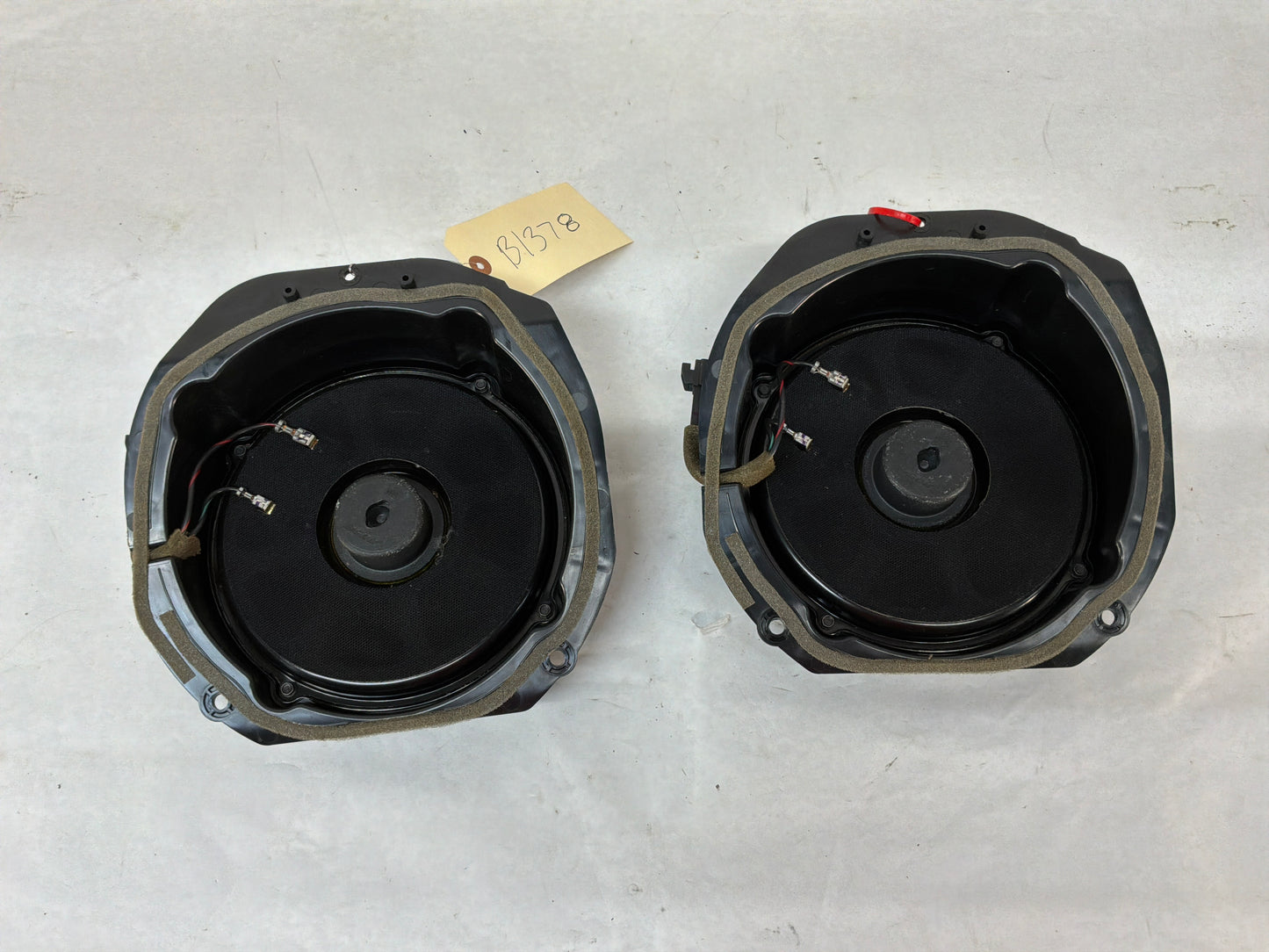 2015 Chevy SS Sedan BOSE Package Tray Parcel Shelf Rear Speakers OEM