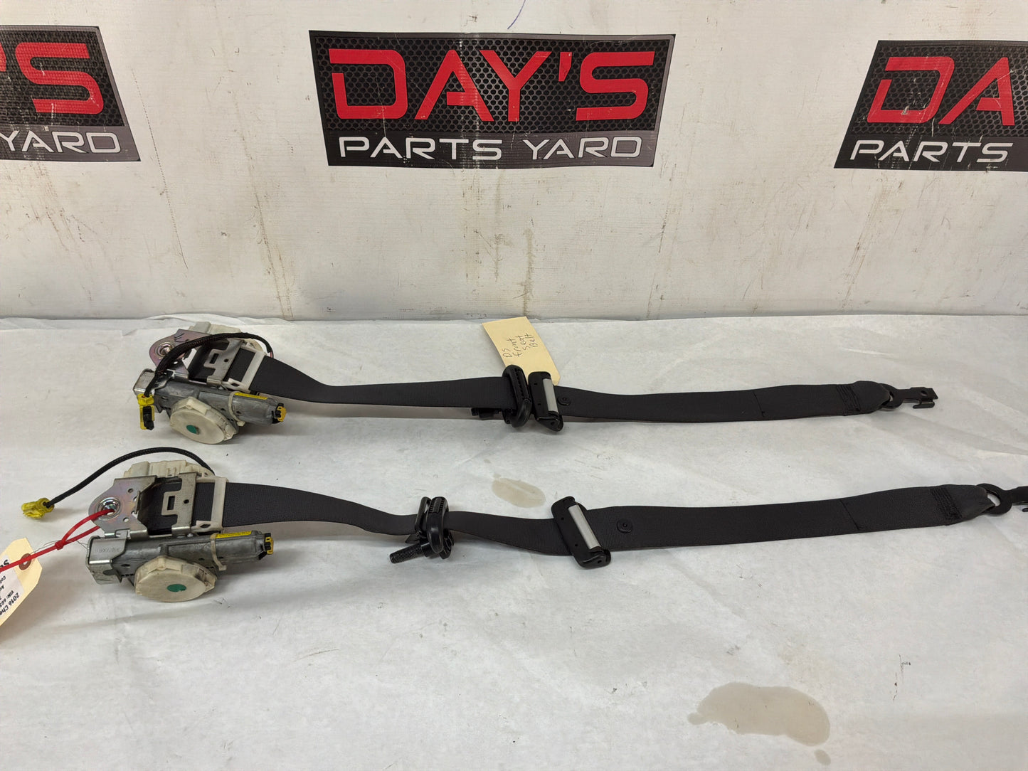 Seatbelts - Day's Parts Yard