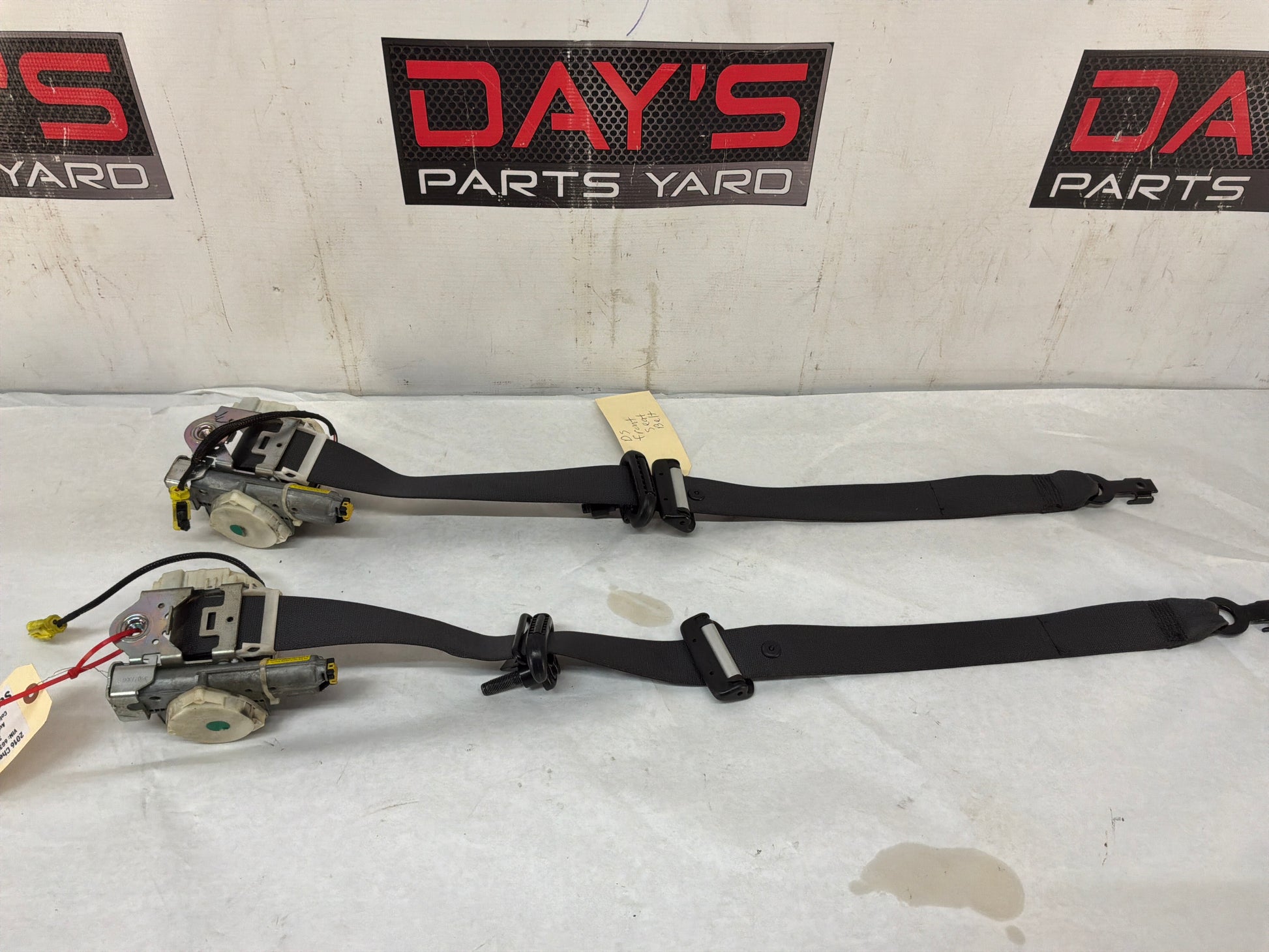 Seatbelts - Day's Parts Yard