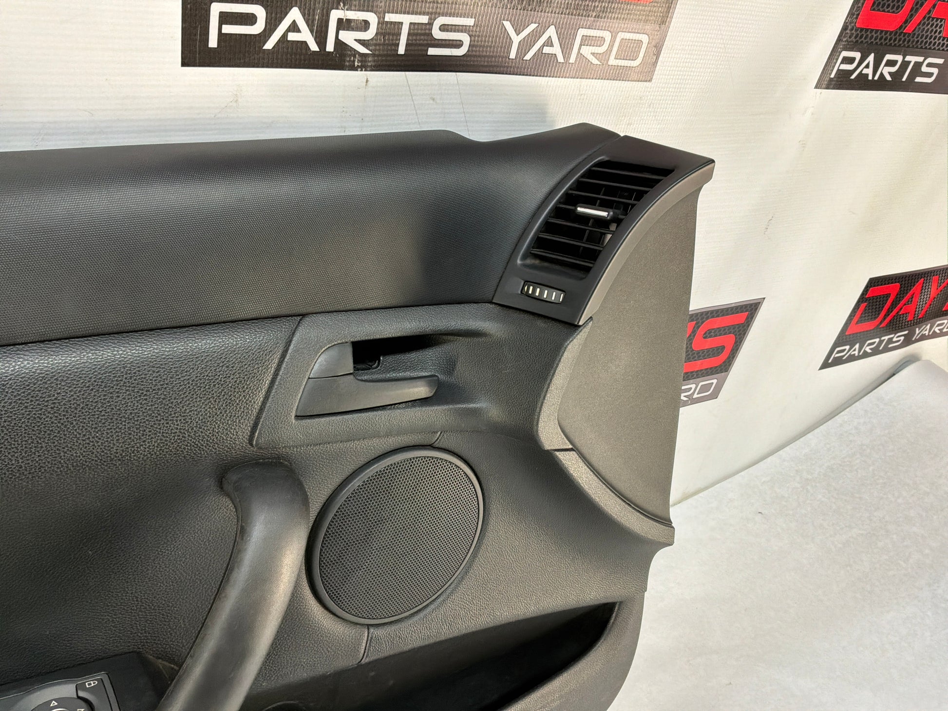 Front lh door panel - Day's Parts Yard