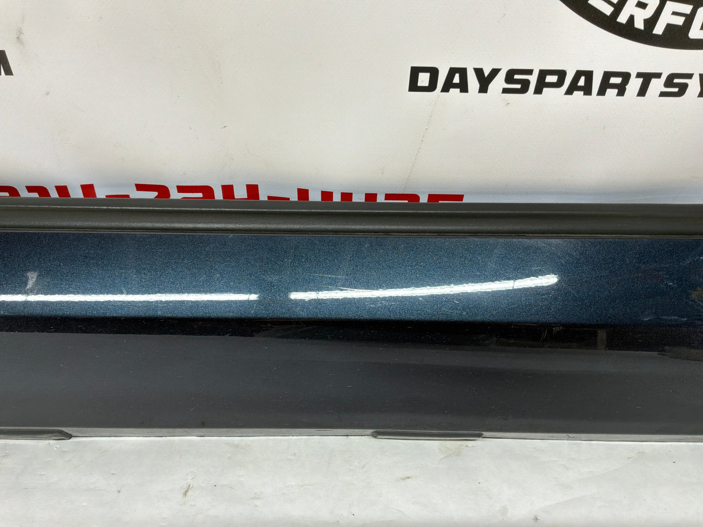 2014 Chevy Camaro SS LH Driver Rocker Molding Side Skirt Panel OEM