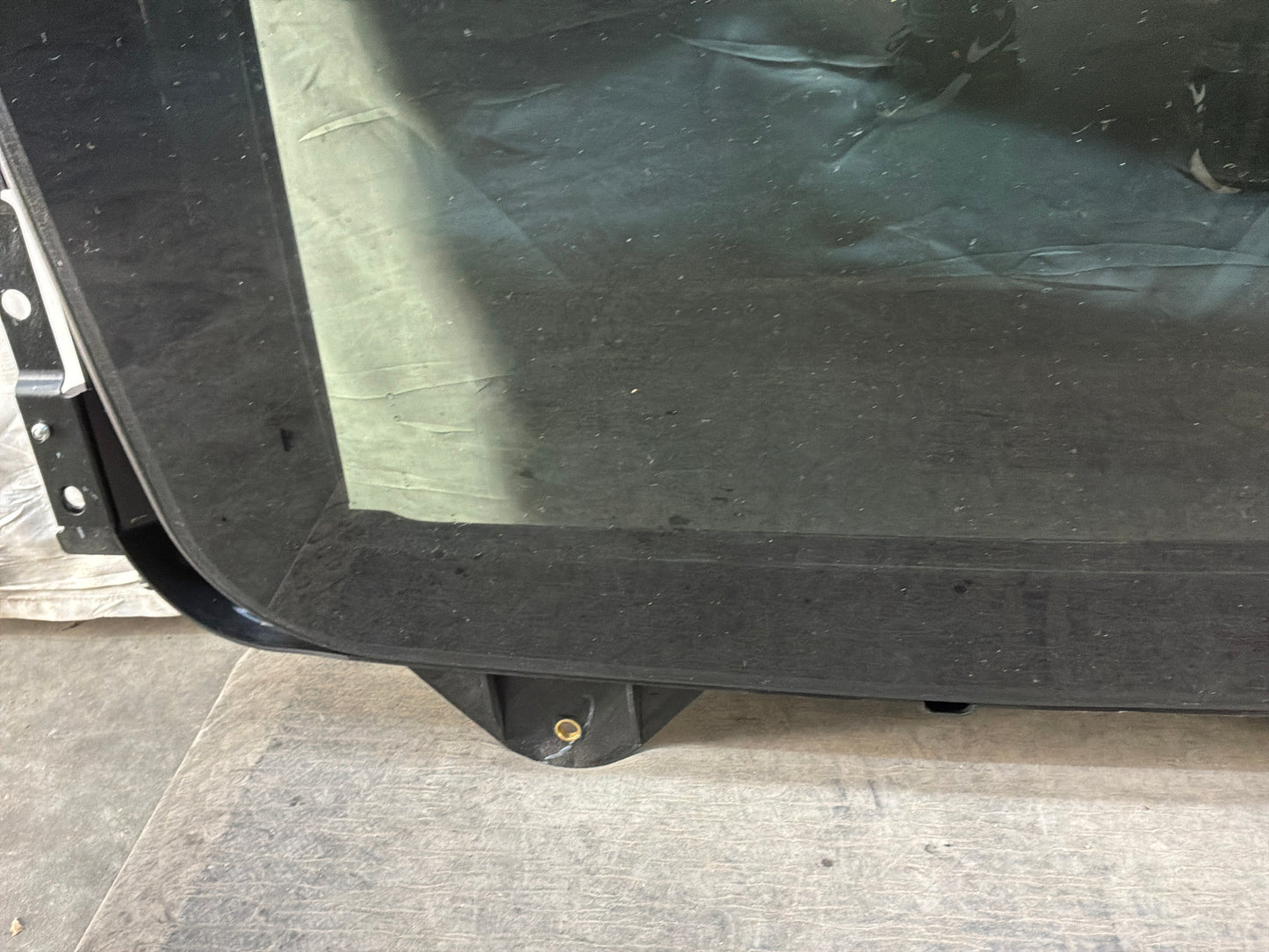 2014 Cadillac CTS-V Sedan Sunroof Sun Moon Moonroof Roof OEM - Day's Parts Yard
