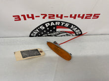 2005 Pontiac GTO RH Passenger Side Marker Light Lamp w/ Socket OEM