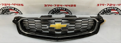 2017 Chevy SS Sedan Front Upper Grille OEM Damaged