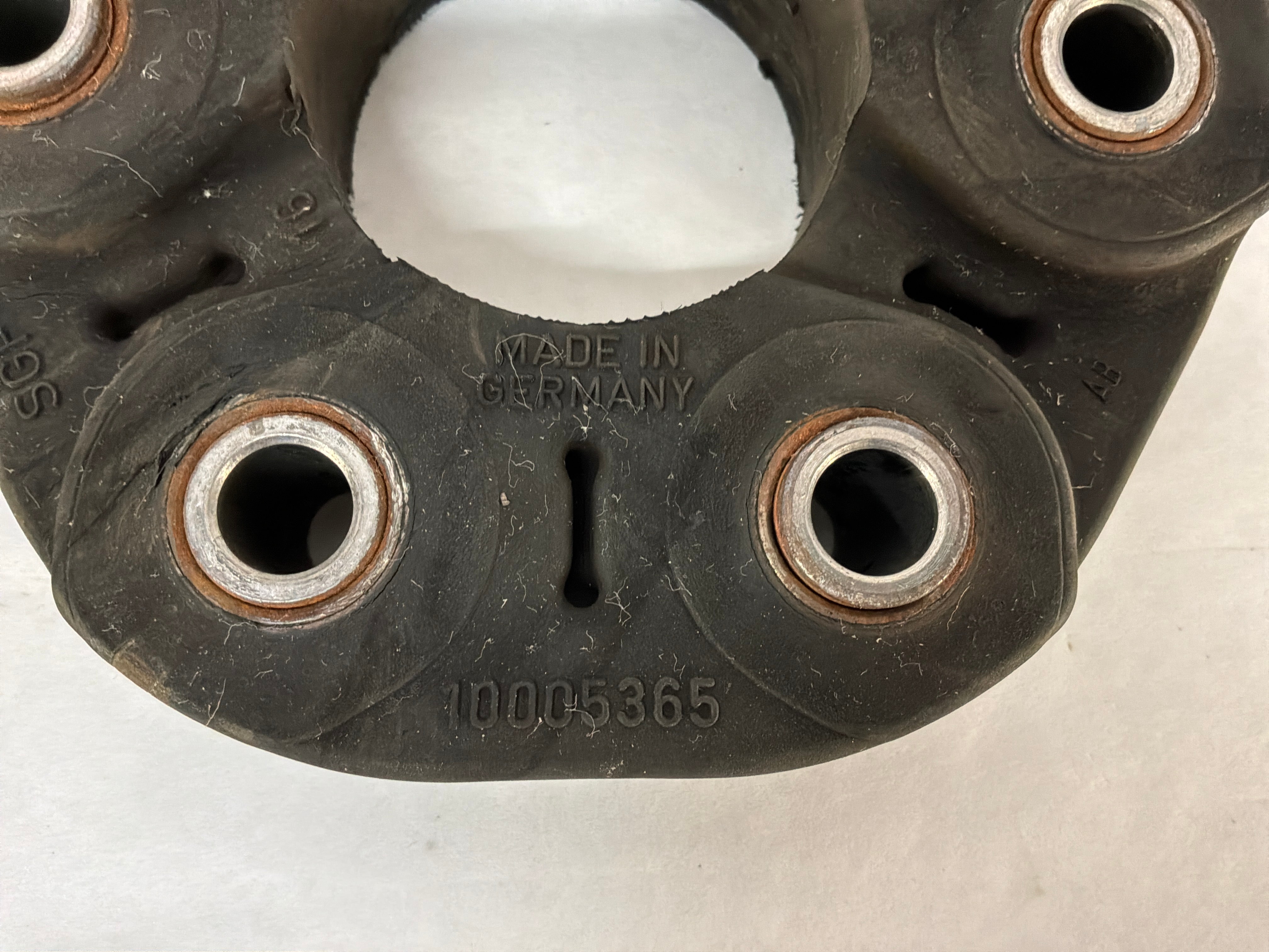 2008 Pontiac G8 GT Driveshaft Drive Shaft Couplers Isolators OEM