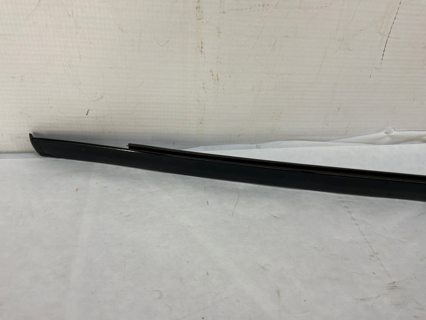 2014 Chevy Camaro ZL1 LH Driver Roof Top Rooftop Trim Molding OEM