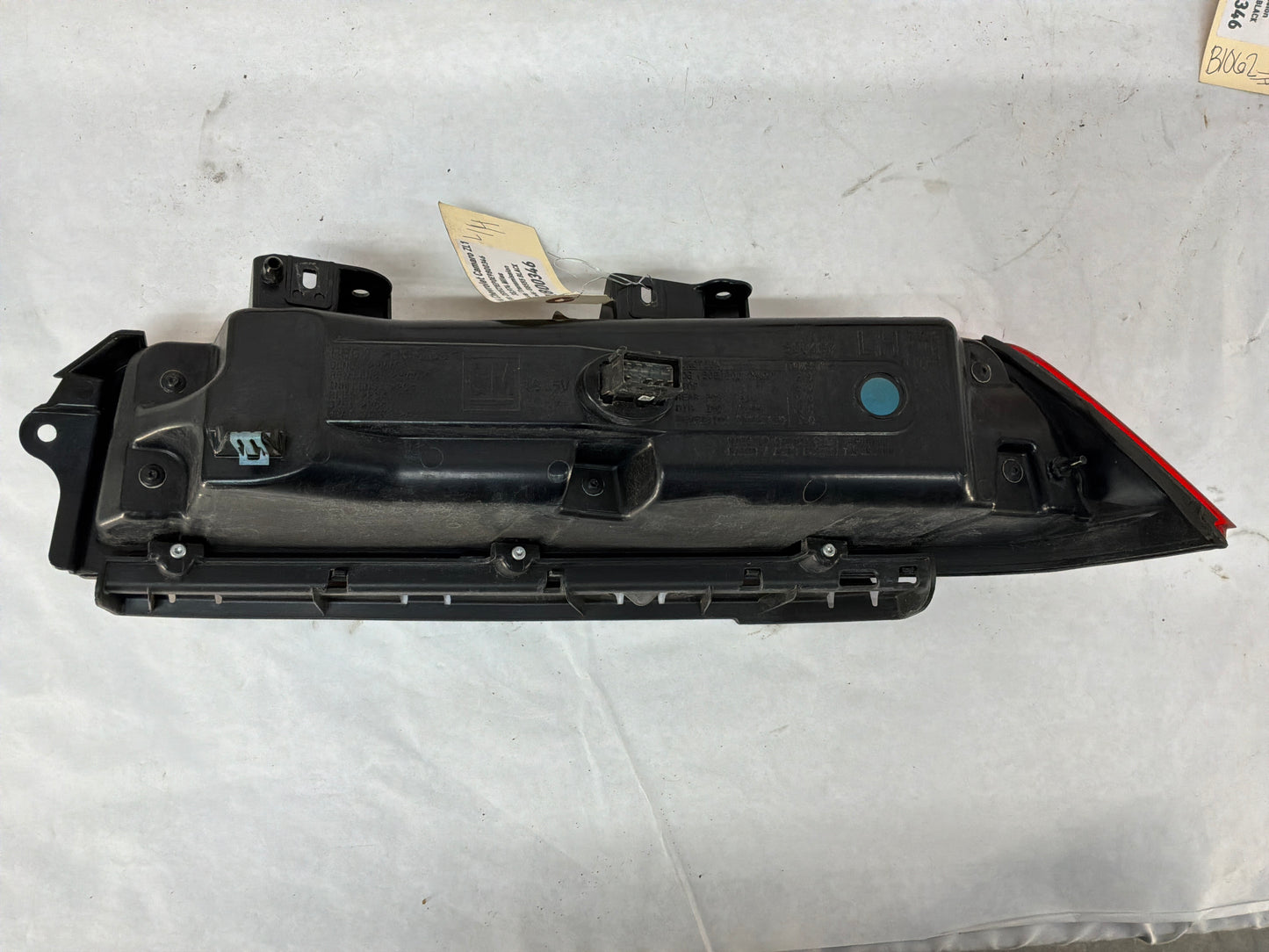 2014 Chevy Camaro ZL1 RH & LH LED Tail Light Lamp Taillights OEM