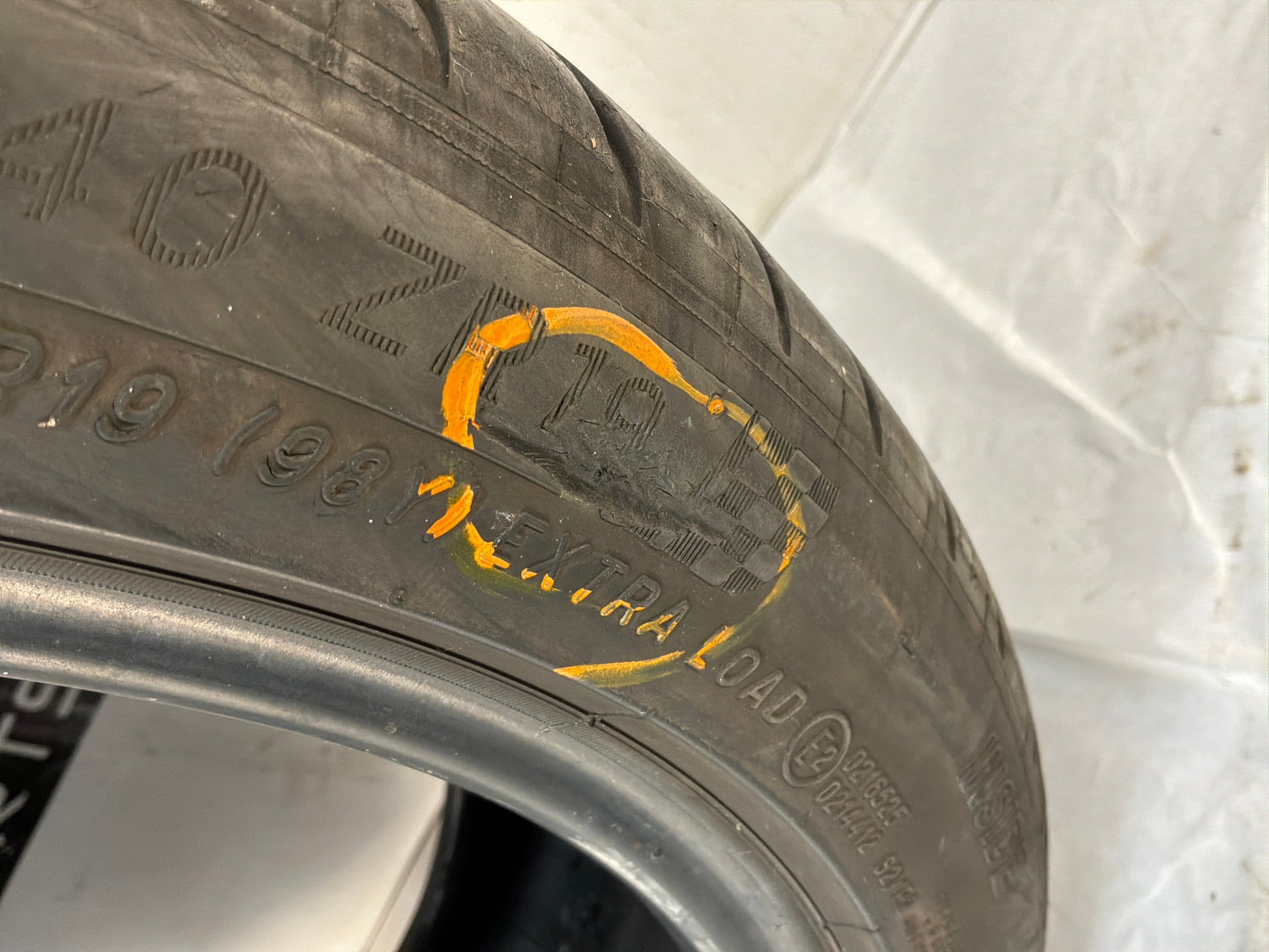 Michelin 4 Seasons Tire  245/40ZR18 - Day's Parts Yard