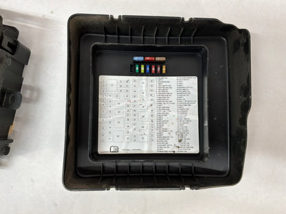 2017 Chevy SS Sedan Engine Bay Fuse Relay Wiring Wire Harness Junction Box Block OEM
