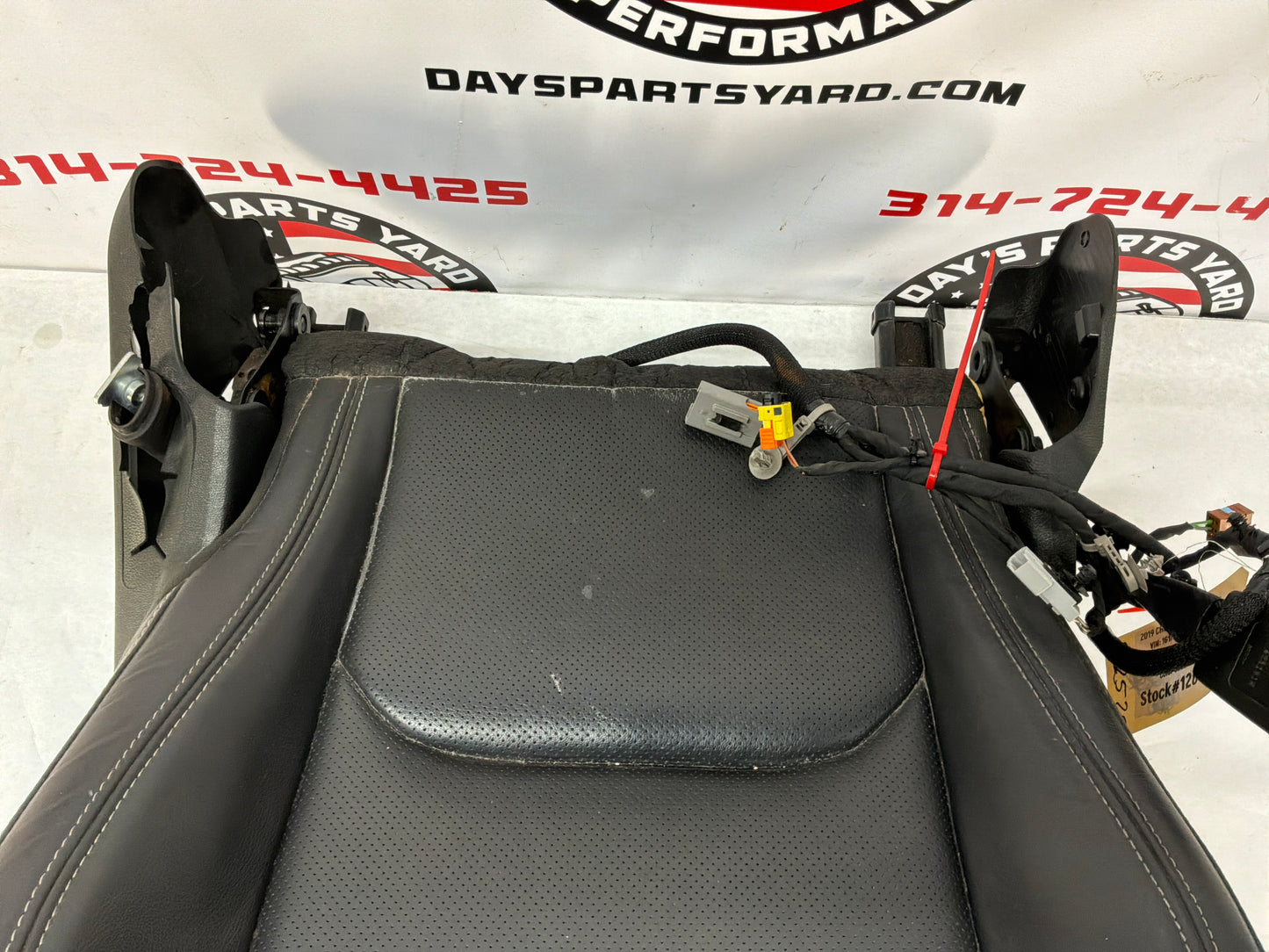 2019 Chevy Camaro SS RH Passenger Front Bottom Seat OEM