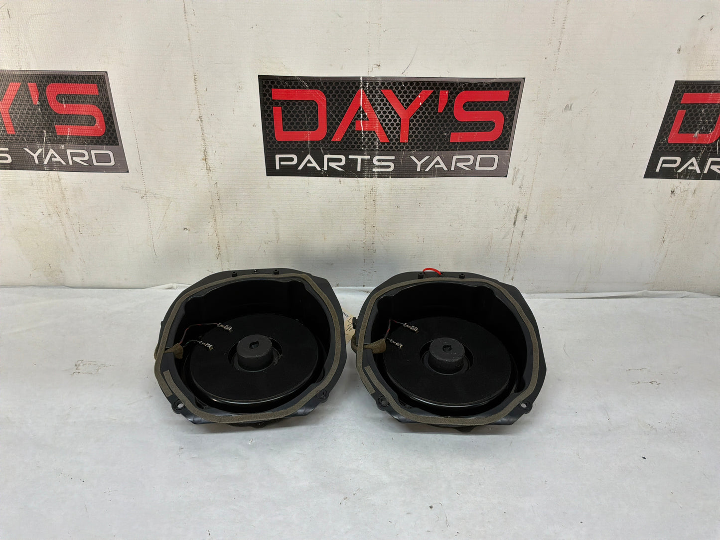 2015 Chevy SS Sedan BOSE Package Tray Parcel Shelf Rear Speakers OEM