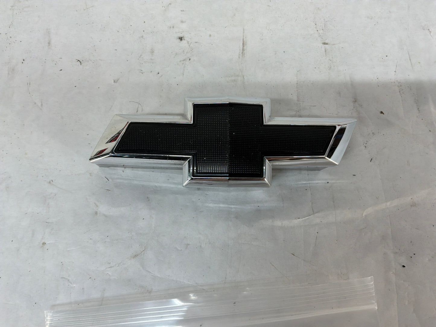 2023 Chevy Camaro SS Front Bumper Grill Bowtie Emblem BLACK OEM
