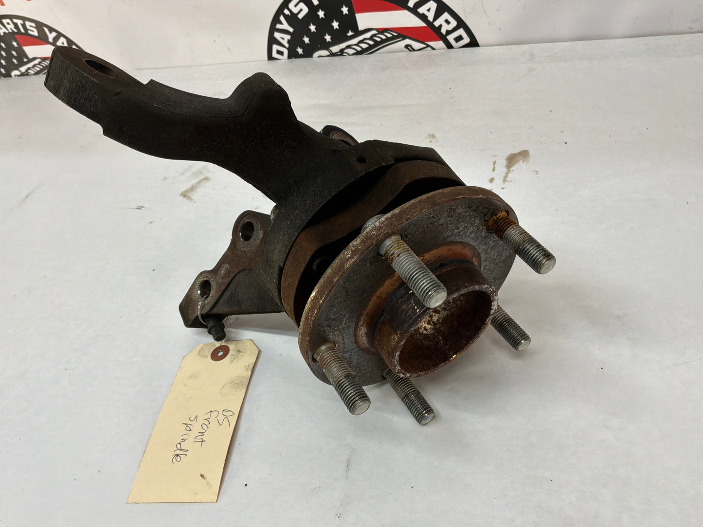 2005 Pontiac GTO LH Driver Front Suspension Spindle Hub Knuckle Assembly OEM