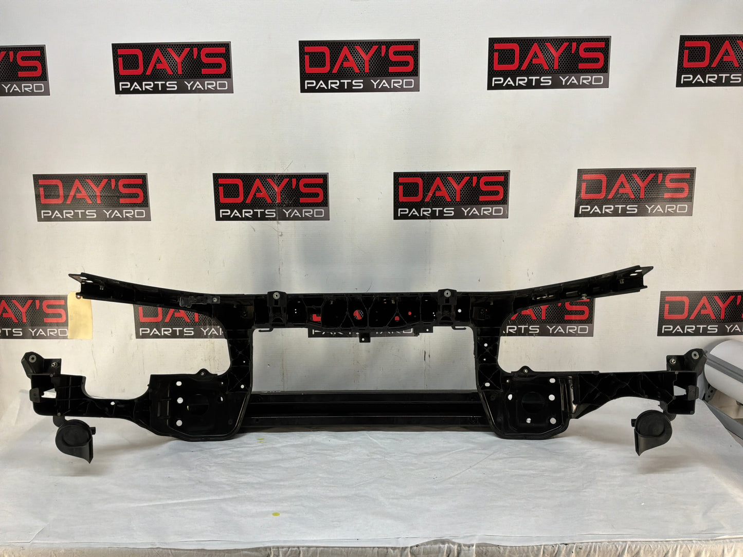 Radiator core support - Day's Parts Yard