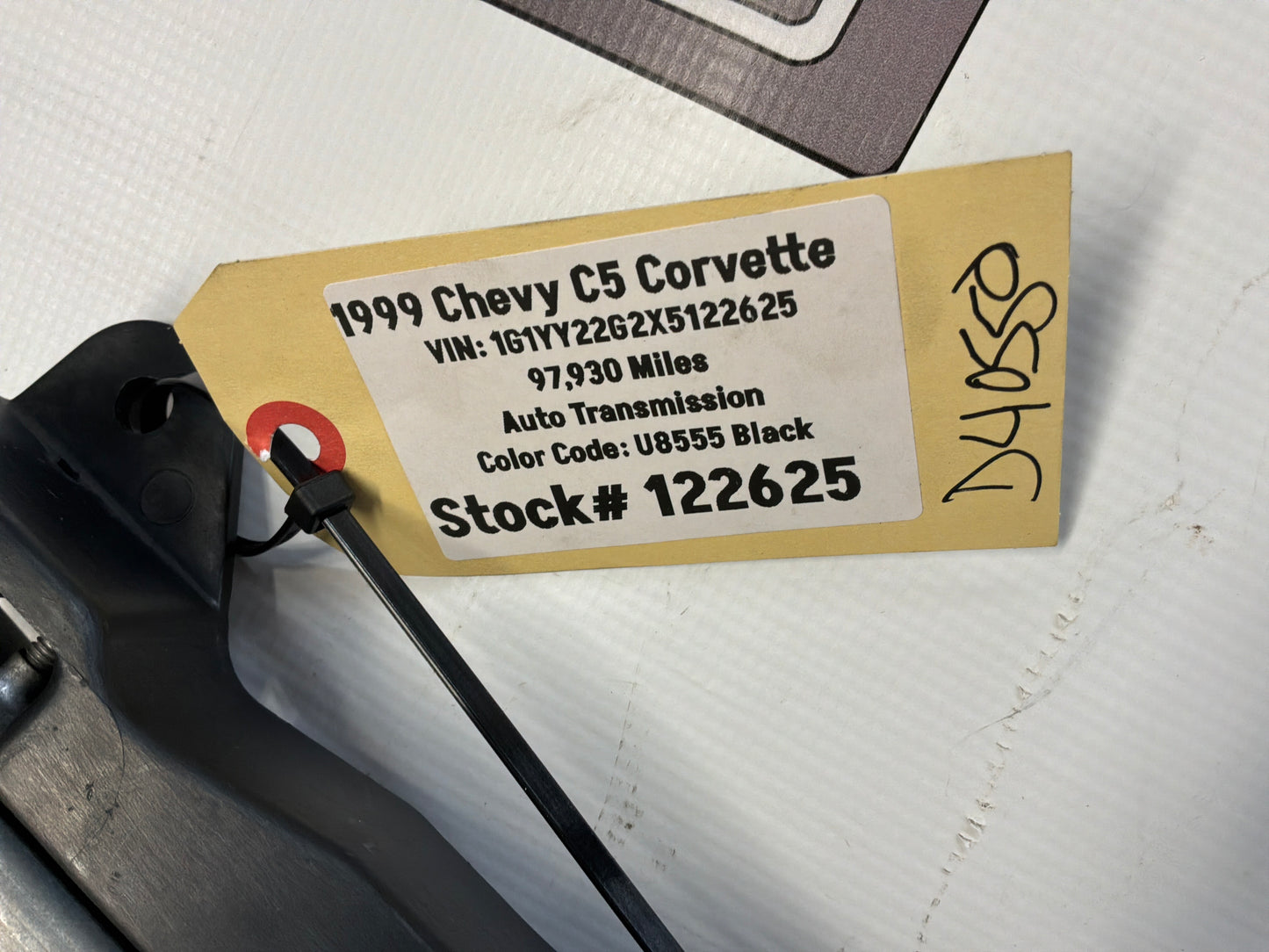 1999 Chevy C5 Corvette Front Bumper Fascia Retainer Bracket Mount Guide OEM