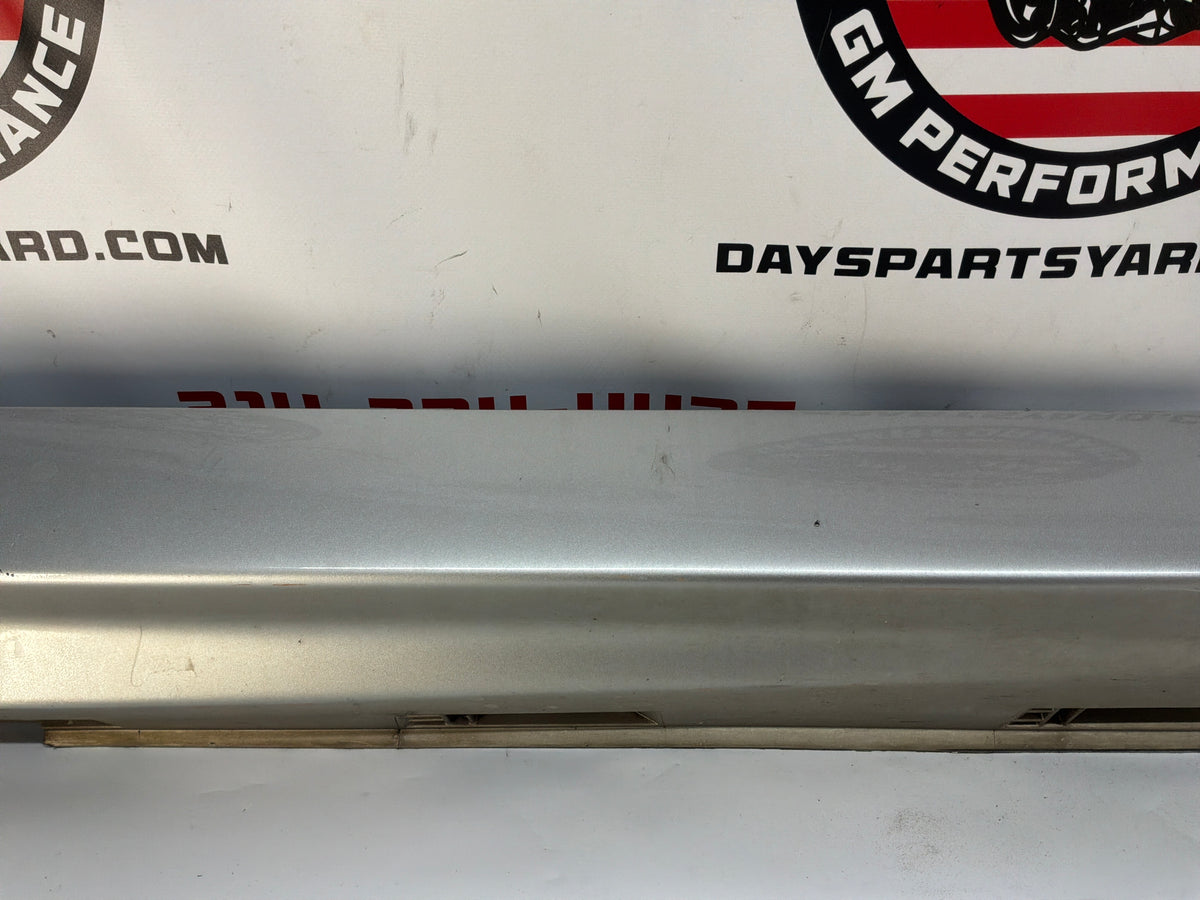 2014 Chevy SS Sedan RH Passenger Rocker Molding Side Skirt Panel Trim Silver OEM