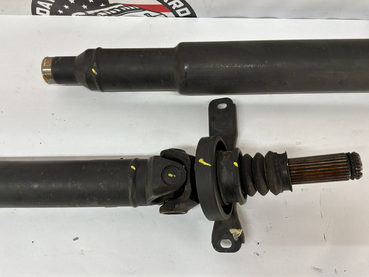 2014 Chevy SS Sedan Automatic Driveshaft Drive Shaft Propeller OEM - Day's Parts Yard