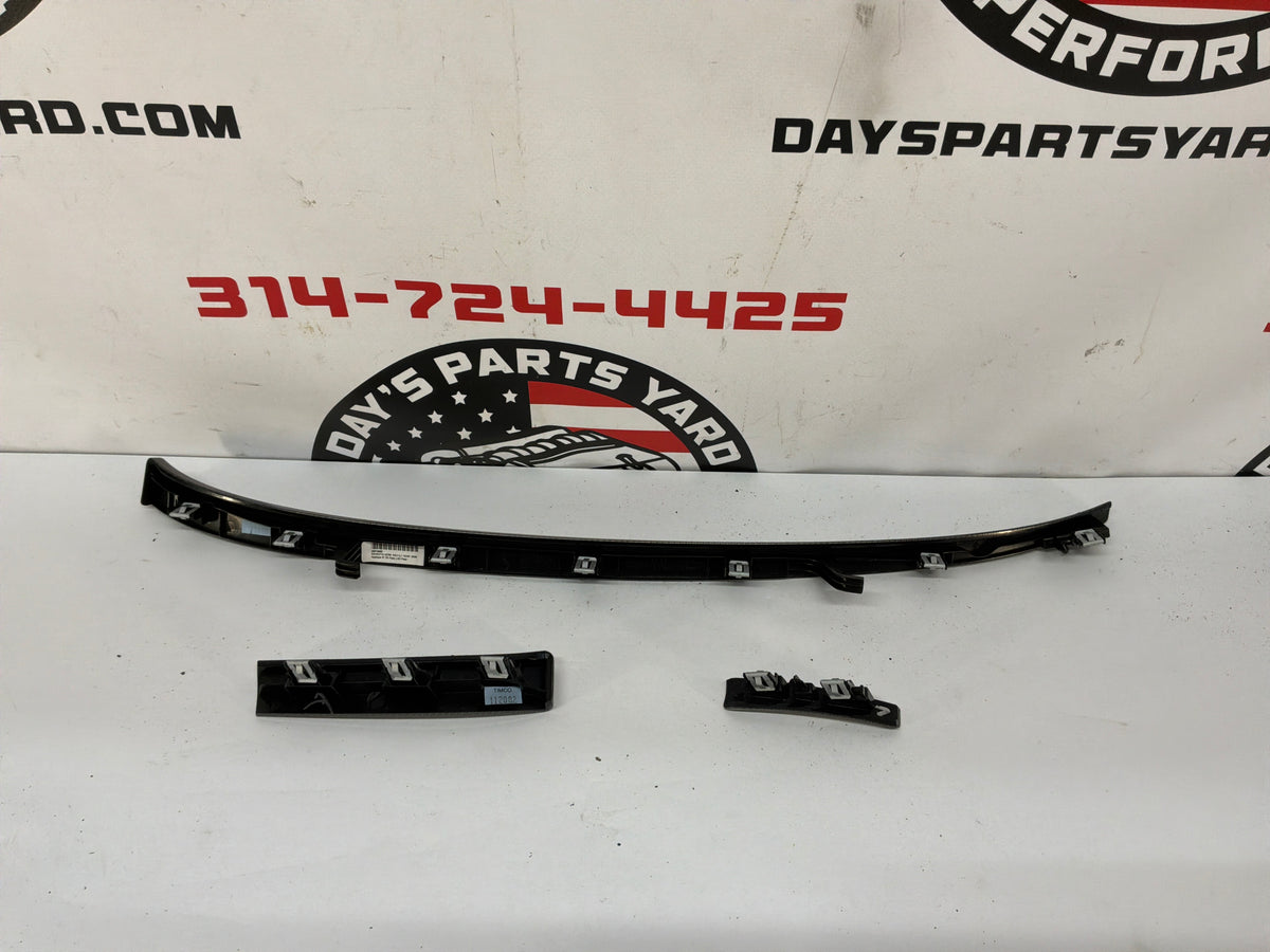 REPICTURE W/ TRIM OFF CENTER CONSOLE2009 Cadillac CTS-V Sedan Carbon Fiber Dash Trim Panel Molding Inserts OEM - Day's Parts Yard
