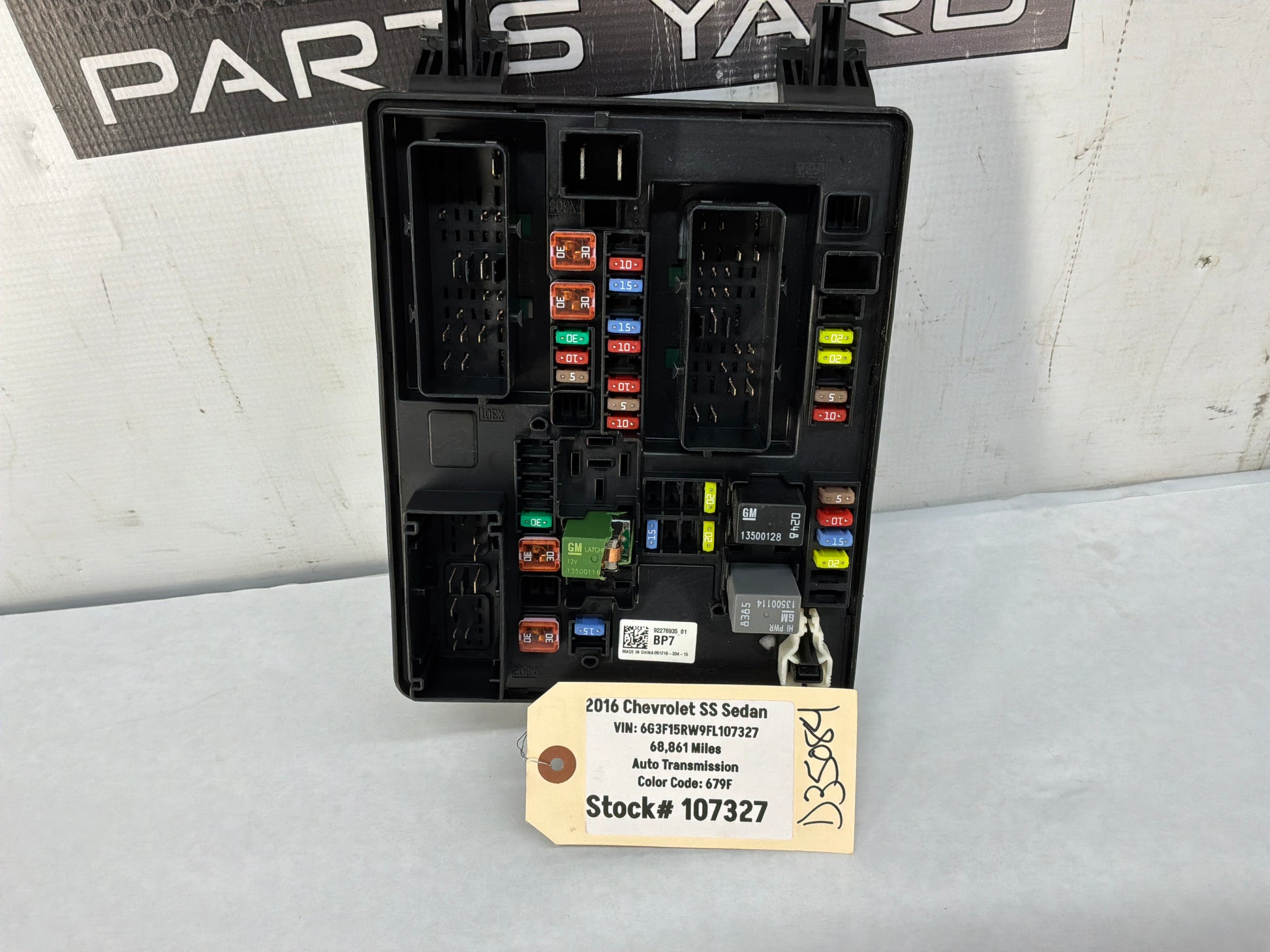 Fuse box - Day's Parts Yard
