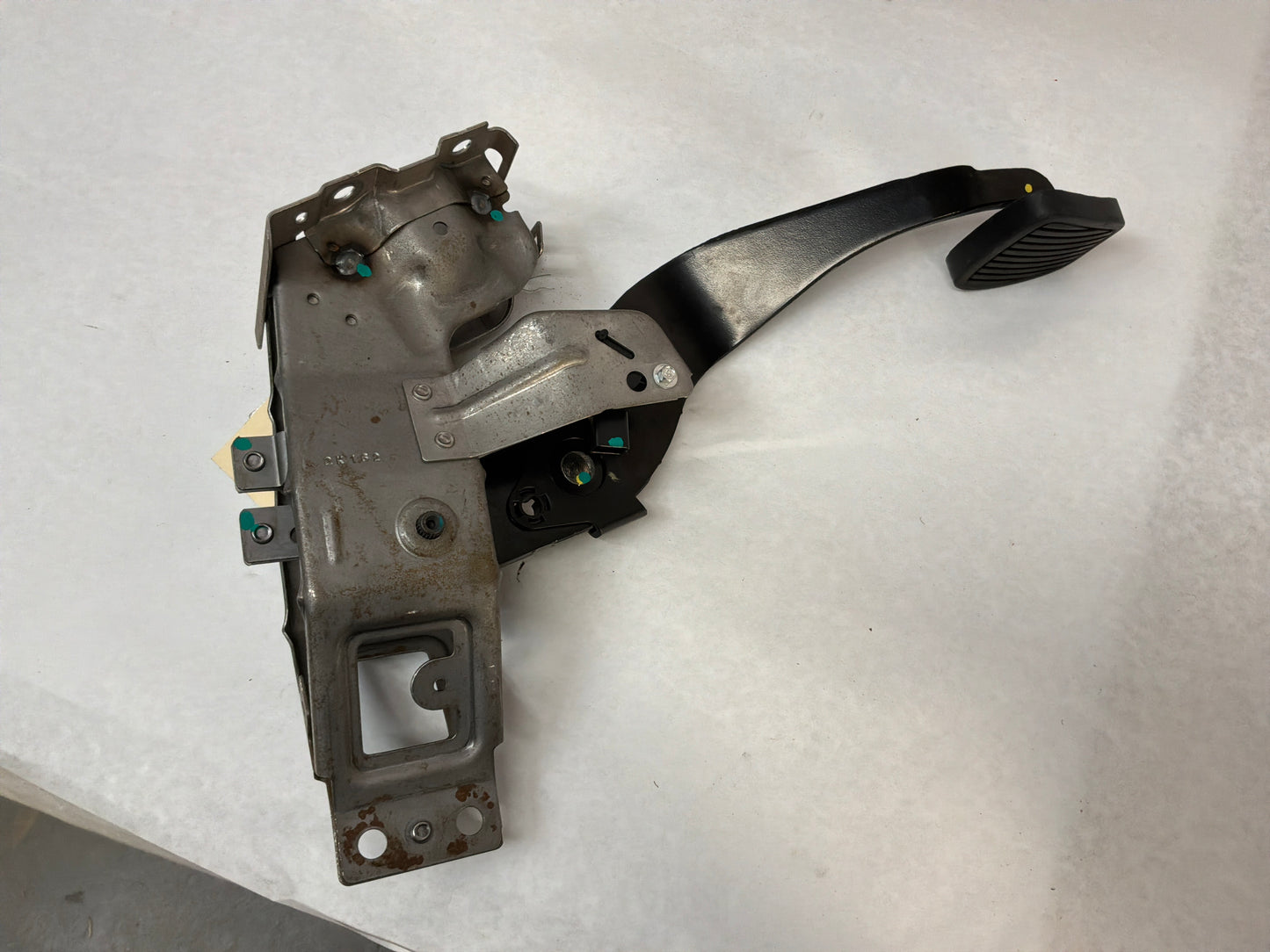 2013 Chevy Camaro 1LE Manual Transmission Pedal Brake Clutch Master Cylinder Assembly OEM
