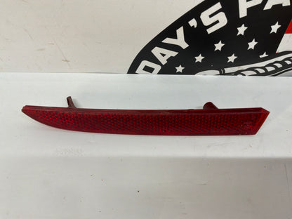 2008 Pontiac G8 GT RH & LH Bumper Red Reflector OEM - Day's Parts Yard
