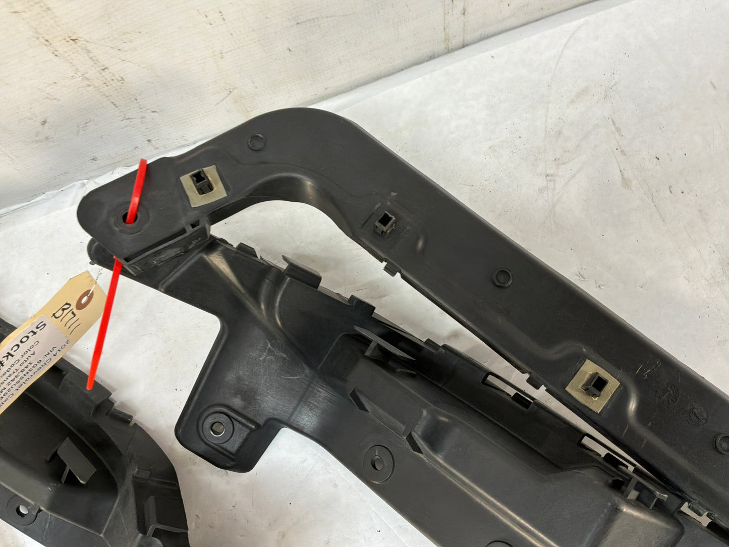 2014 Chevy Caprice RH & LH Rear Bumper Guide Brackets Mounts Supports OEM