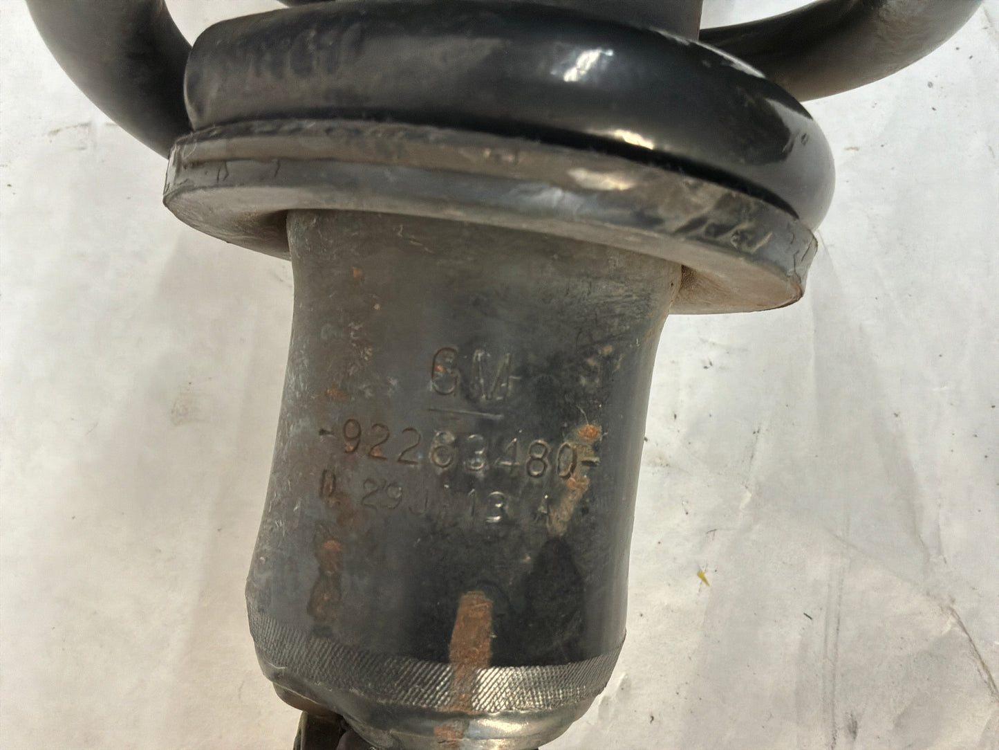 Rh rear shock - Day's Parts Yard