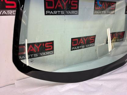 Glass - Day's Parts Yard