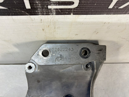 Ac compressor bracket - Day's Parts Yard