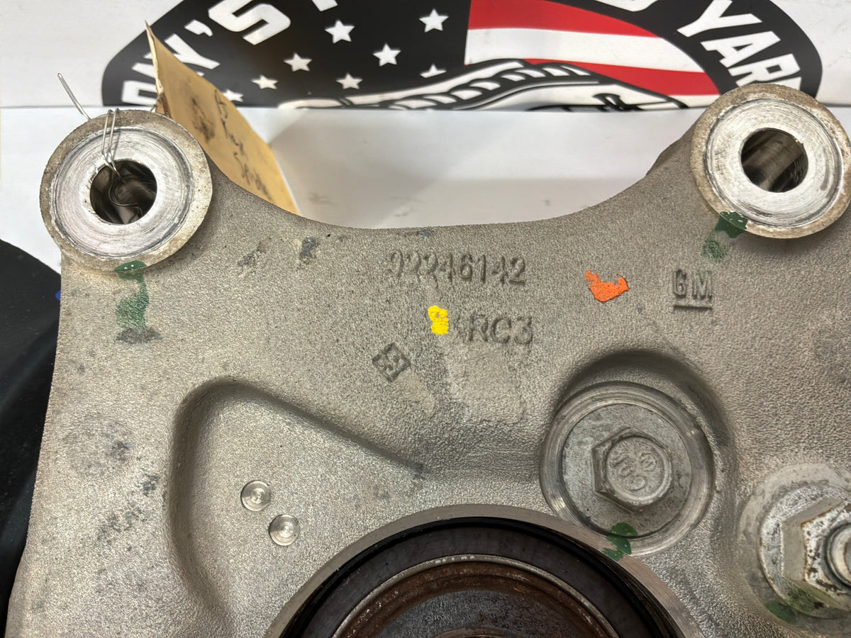 2015 Chevy Camaro SS 1LE RH Passenger Rear Spindle Knuckle Hub Wheel Bearing OEM
