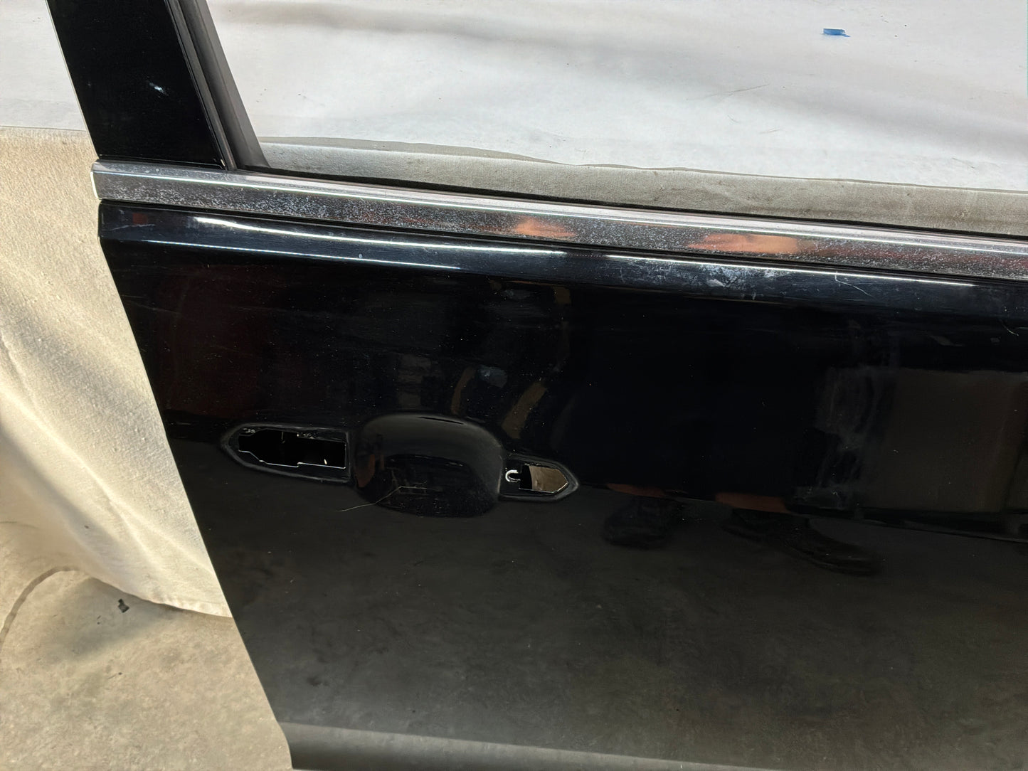 2016 Cadillac CTS-V RH Passenger Front Exterior Door Black OEM