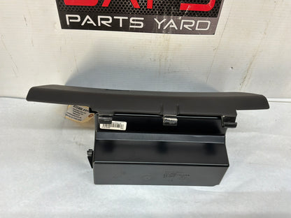 Glove box - Day's Parts Yard