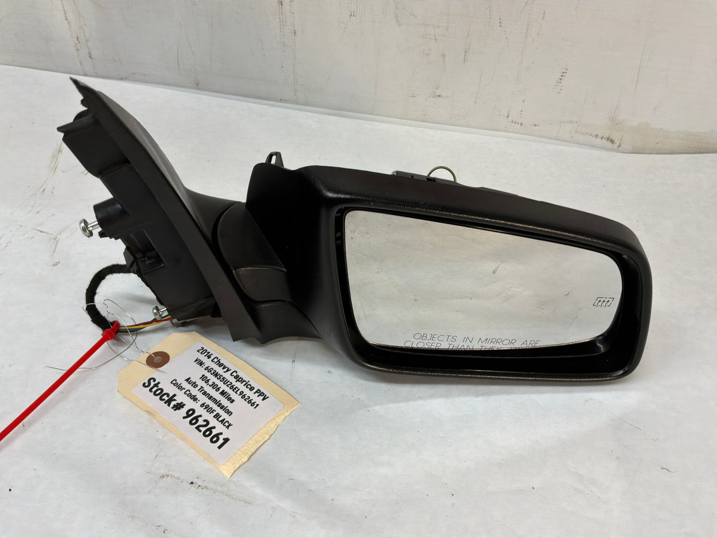 Rh mirror - Day's Parts Yard