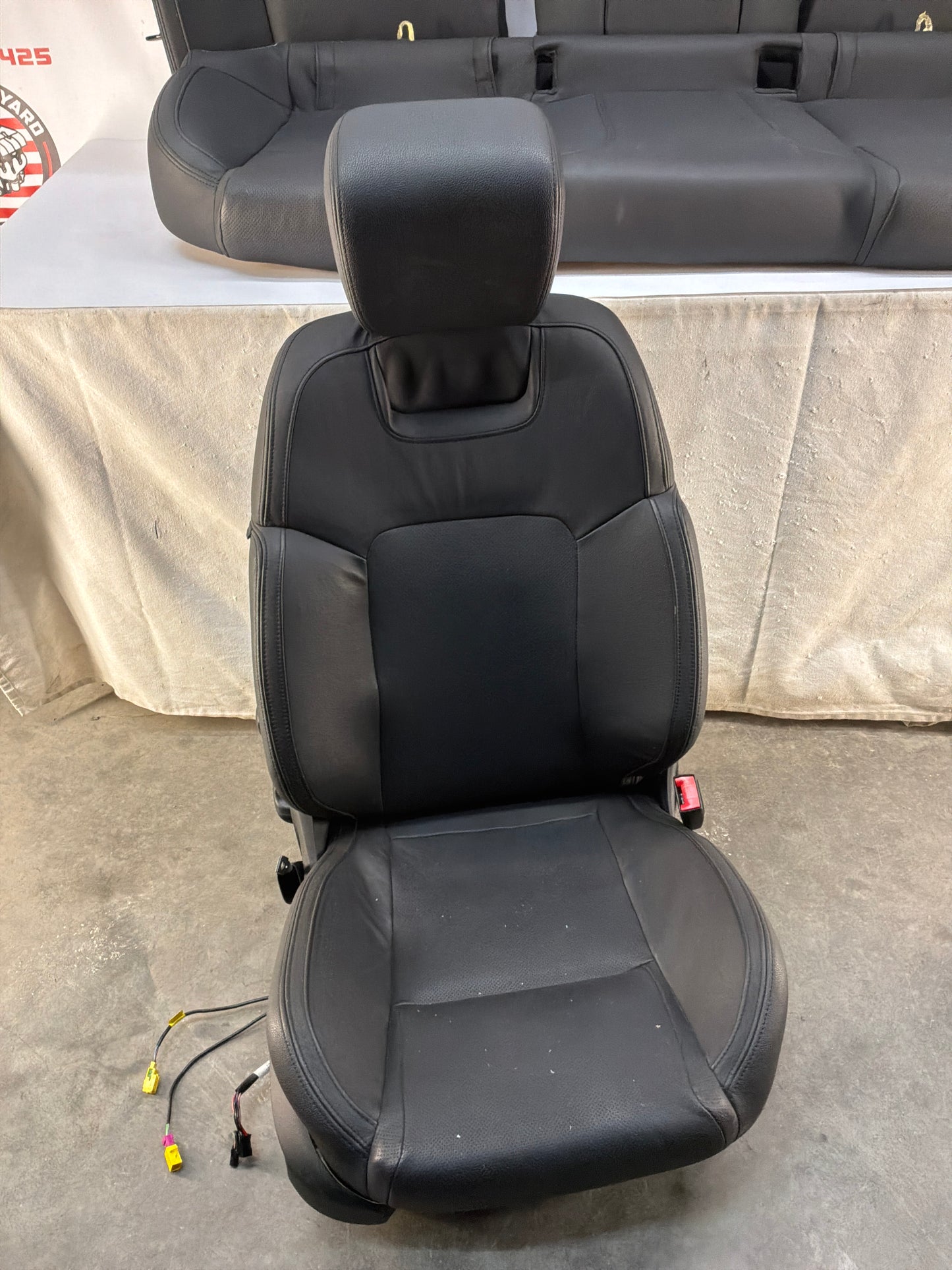 2008 Pontiac G8 GT Seats Fronts and Rears Black Leather OEM