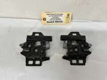 Hood hinges - Day's Parts Yard