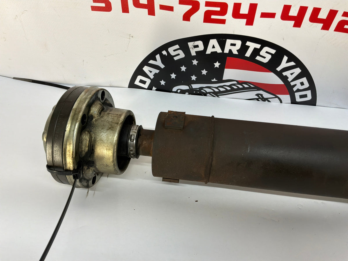2009 Cadillac CTS-V Drive Propeller Shaft Driveshaft w/ Hardware OEM