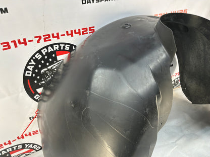2015 Chevy Camaro SS 1LE RH Passenger Front Fender Wheel House Well Liner OEM