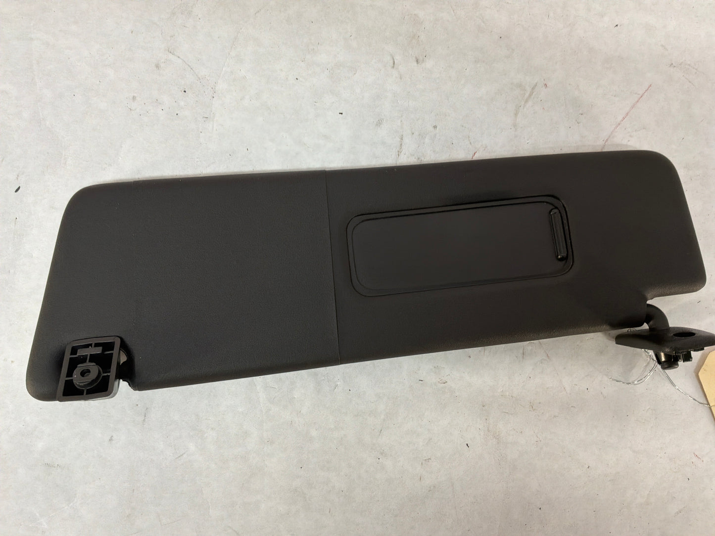 2013 Chevy Camaro 1LE RH & LH Sunvisors Sun Visors Shades w/ Clips OEM