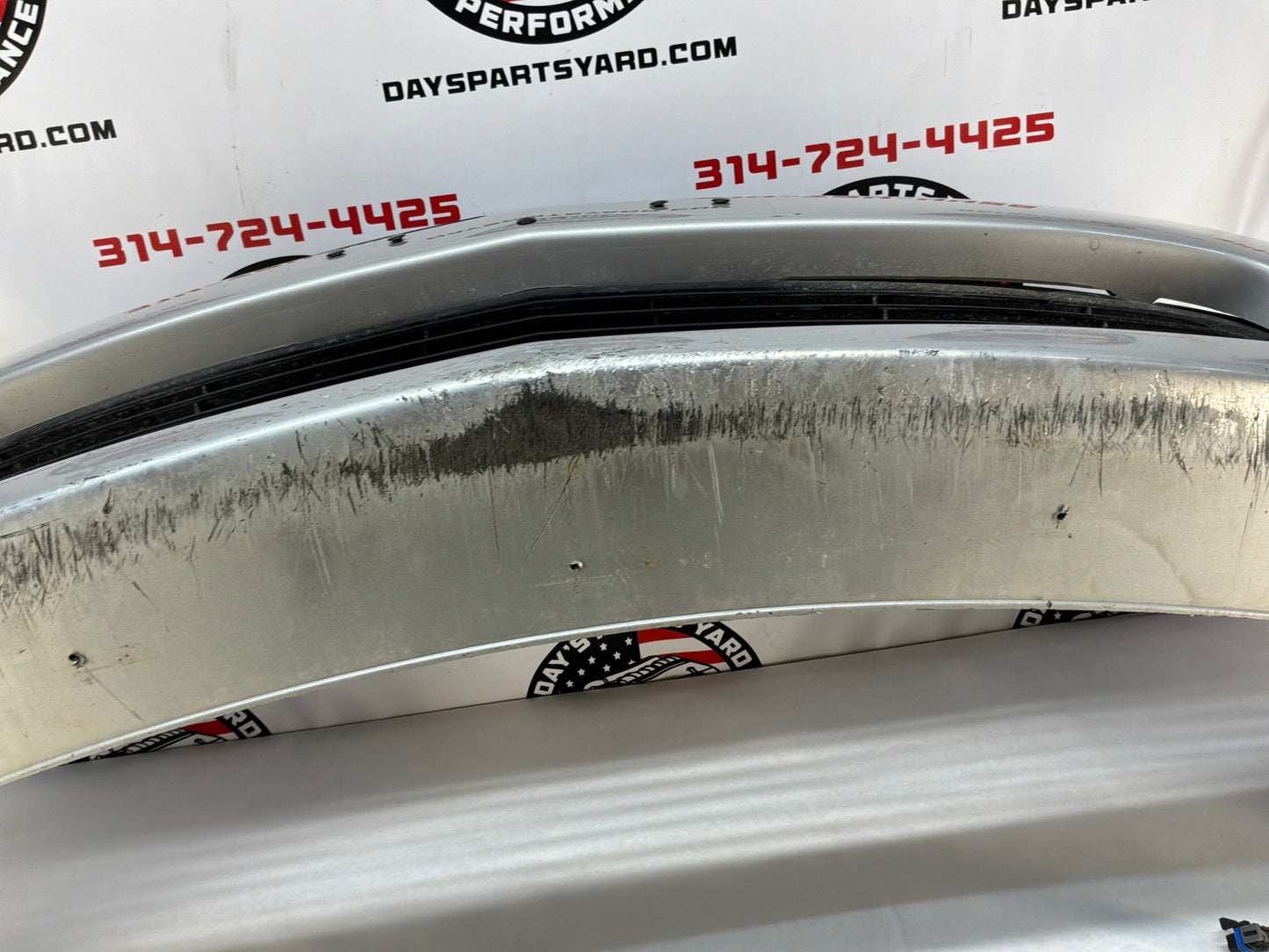 2005 Pontiac GTO Front Bumper Cover Fascia Silver OEM