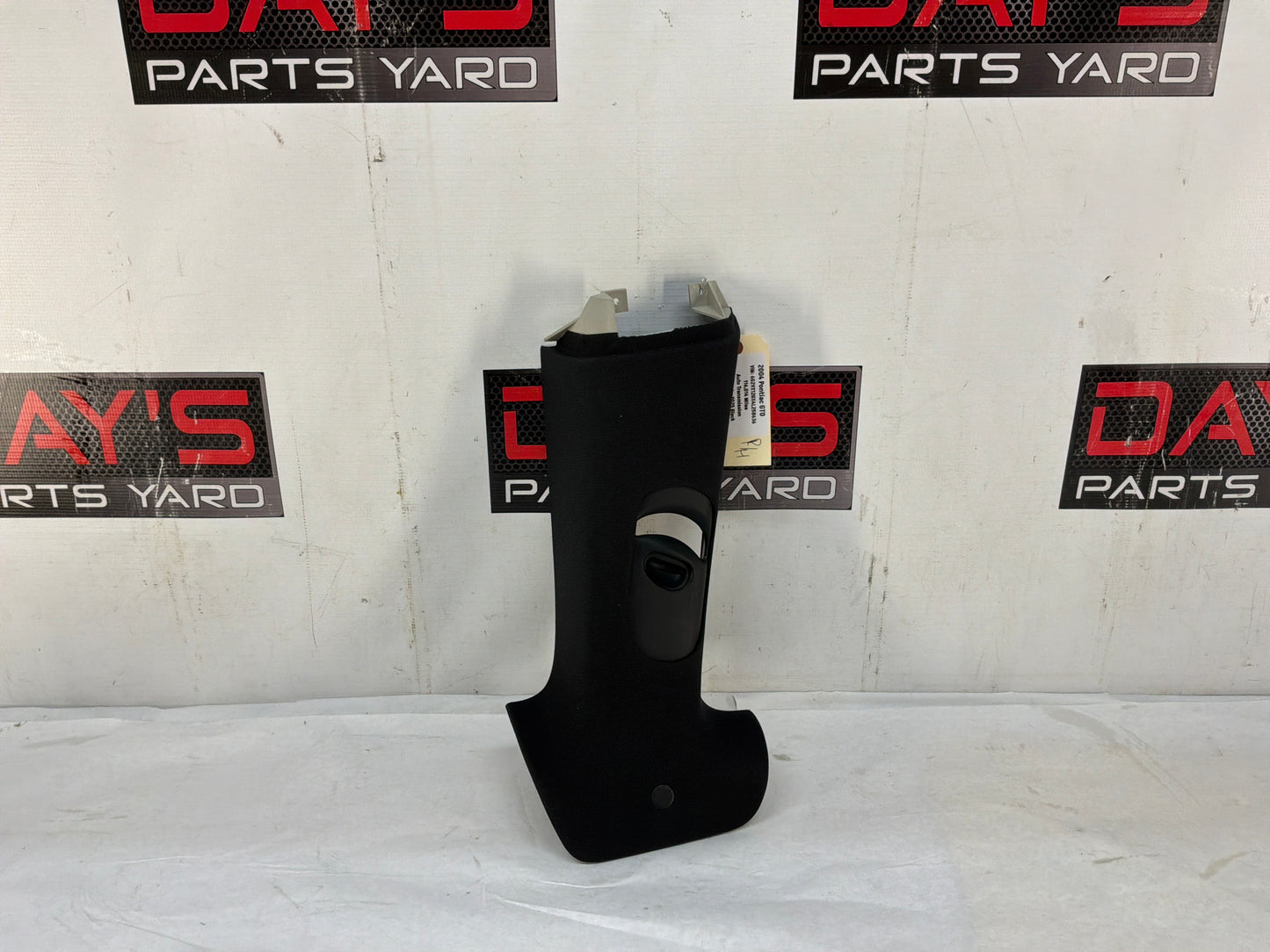 2004 Pontiac GTO RH Passenger Interior Upper B Pillar Seat Belt Trim Panel Molding OEM