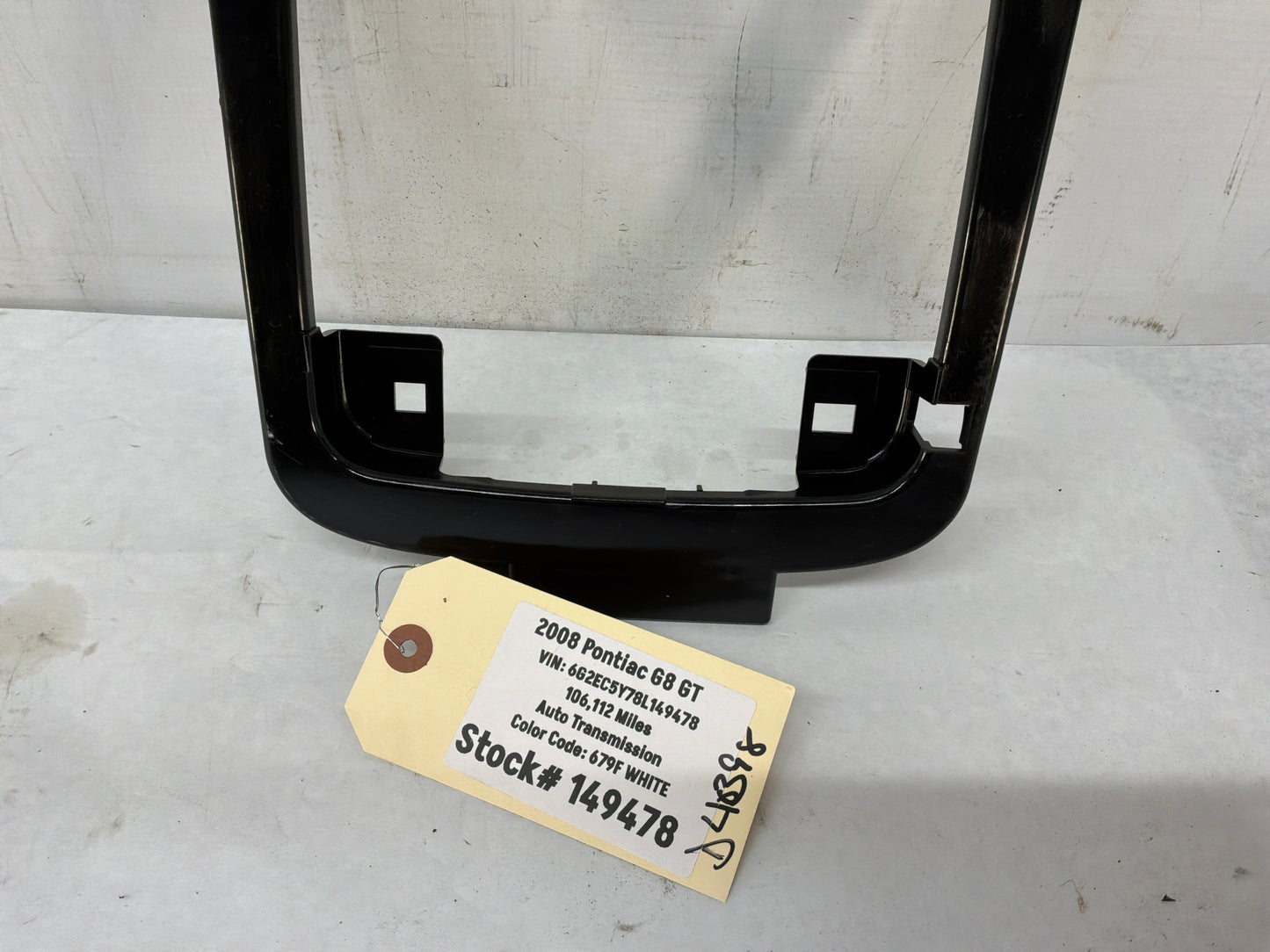 2008 Pontiac G8 GT Over Head Console Dome Light Frame Bracket Bezel OEM