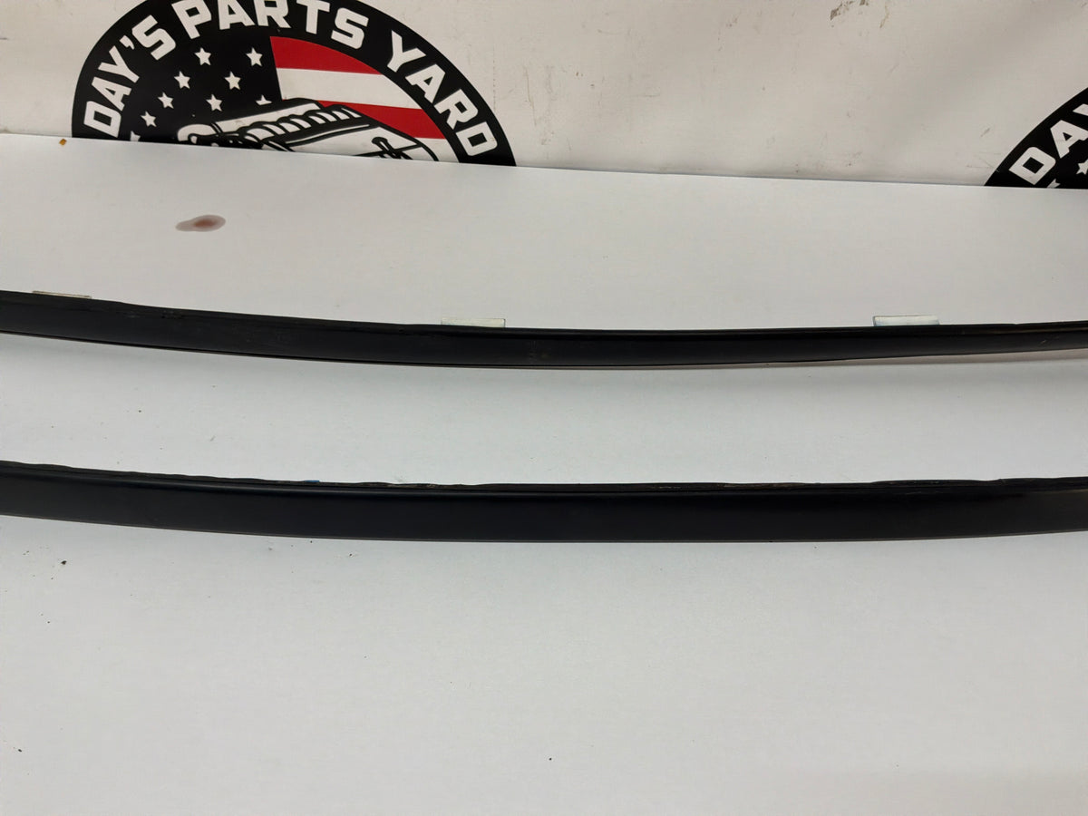 2006 Pontiac GTO RH & LH Roof Panel Joint Finish Trim Molding OEM