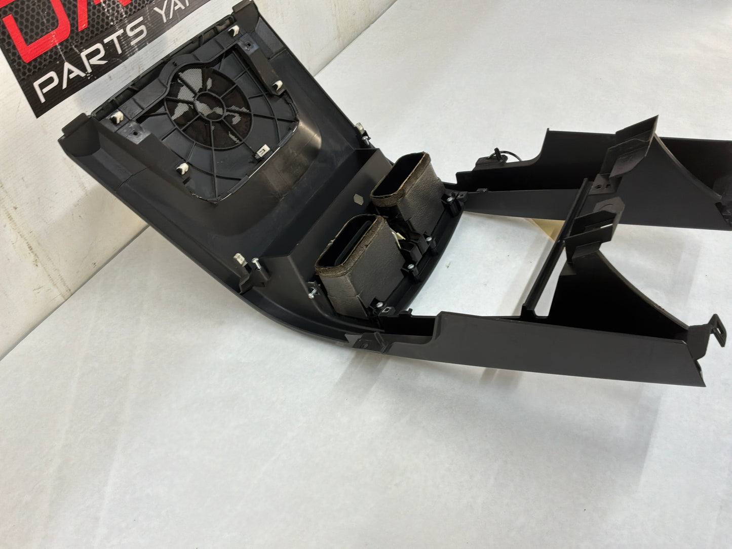 2008 Pontiac G8 GT Center Dash Radio Bezel Trim Molding Panel Speaker Grille OEM